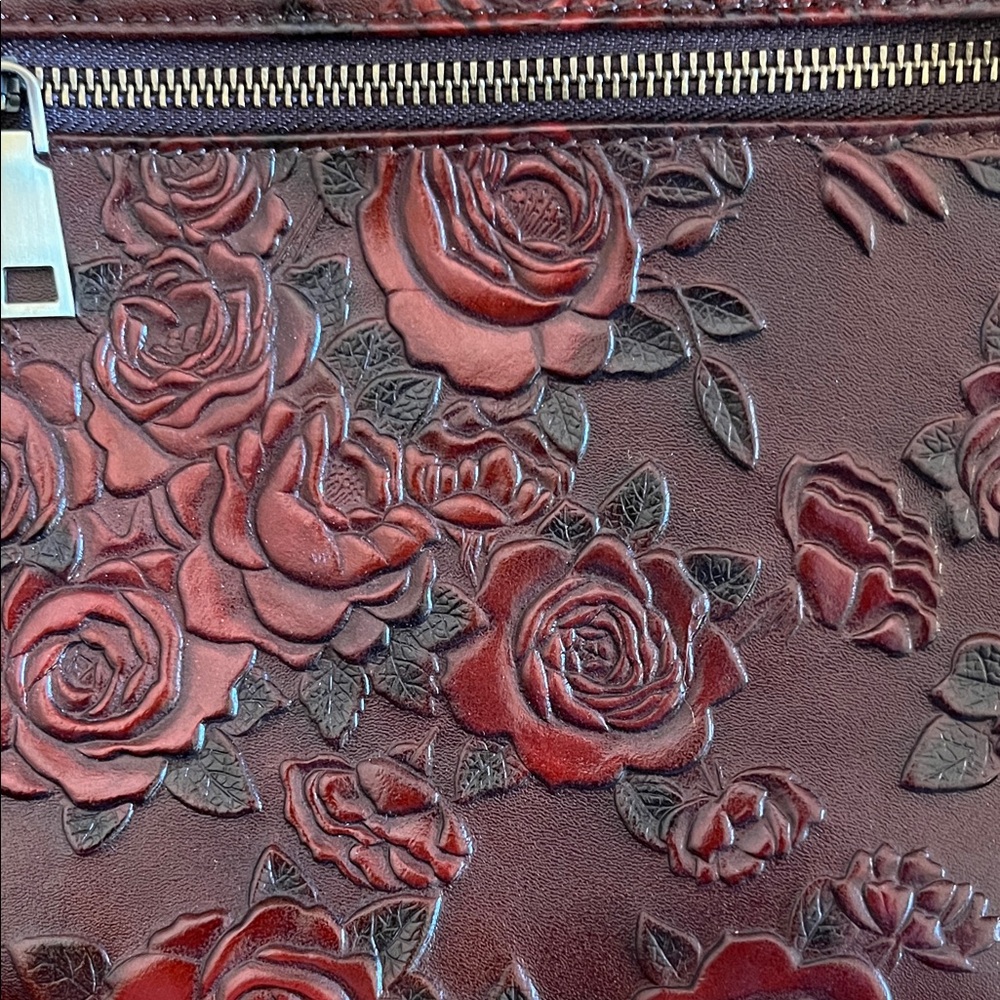 Elegant Brown Floral Embossed Handbag - Picture 11 of 11